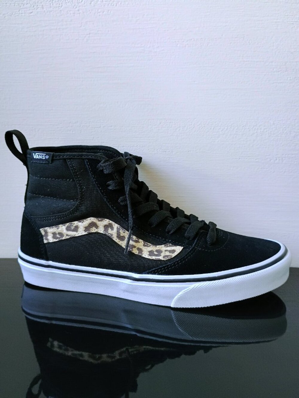 Vans Women Ashwood Decon High Top Suede/Canvas Sneaker in Awesome Black/Leopard